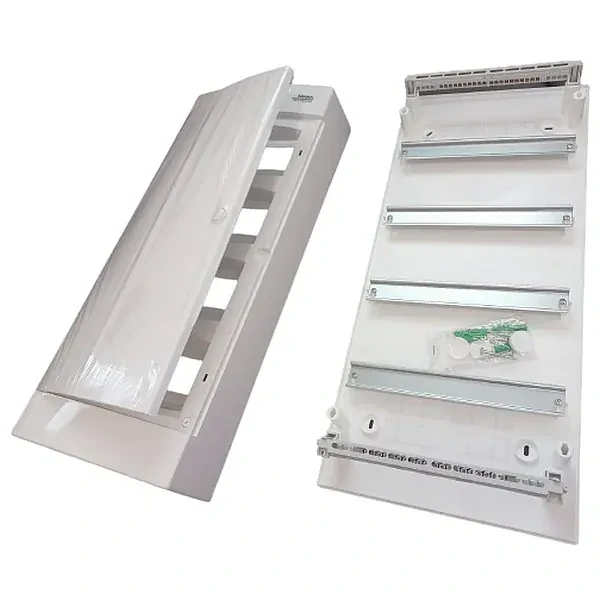 Noark 101510 PNS 48W Plastová rozvodnice, bílé dveře, montáž na omítku, IP40, 4 řady, 4x12 modulů