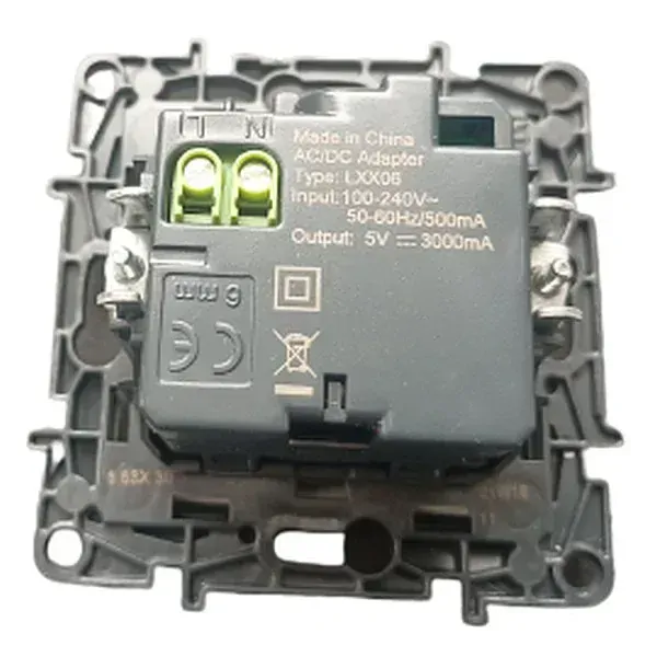 LEGRAND 863139 Niloé STEP Nabíječka USB C+C bílá