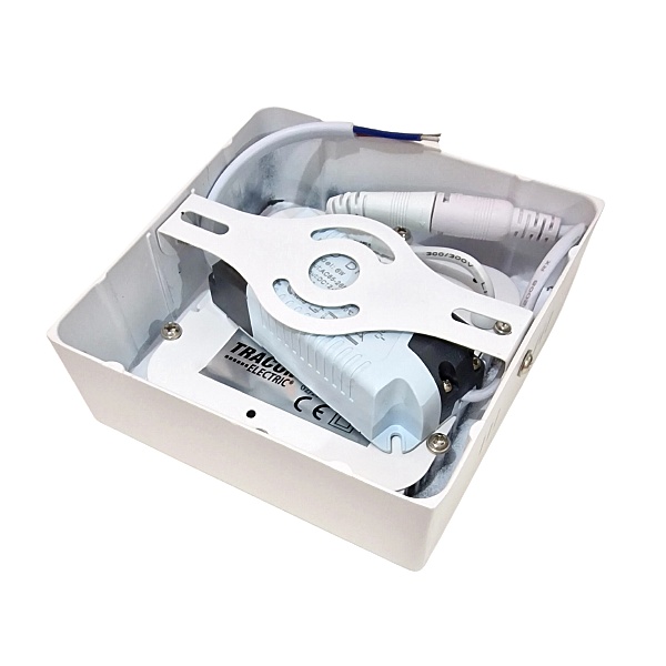 Tracon LED-DLNF-6NW Podhledové čtvercové LED svítidlo, bílé 220-240 VAC, 6 W, 350 lm, 120×120×39mm, 4000K, IP20, EEI=G