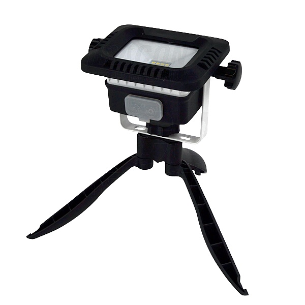 Tracon RSMDTRI10W Skládací stojanový přenosnýLED reflektor 180-240 VAC, 10W, IP44, 4000K, 3,7V 4400mAh, 800lm,