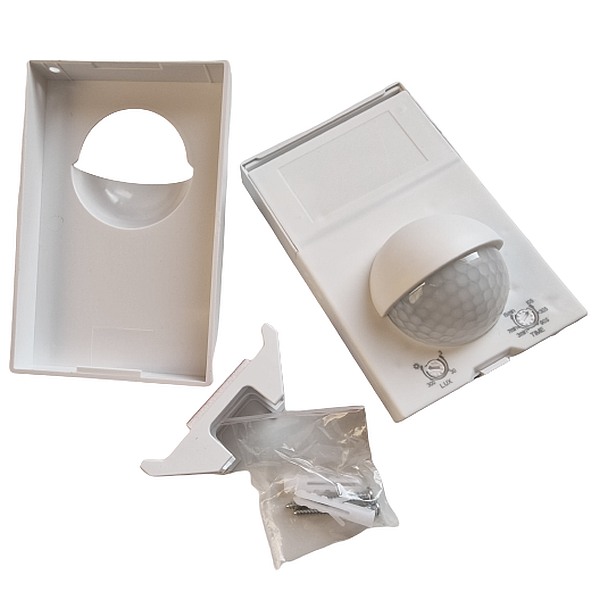 Tracon TMB-016 Infračervený snímač pohybu,se zvýšeným krytím, bílý 230V, 50 Hz, 180°, 1-12 m, 10 s-7 min, 3-2000lux, IP44