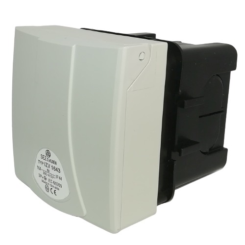 Průmyslová vestavná zásuvka IZV 1643 400V, IP44, 16A, 4-pól