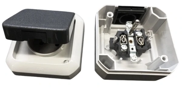 ABB 5518N-C02510 S VARIANT+ Zásuvka jednonásobná s ochr.kolíkem, s víčkem, IP54 , šedá