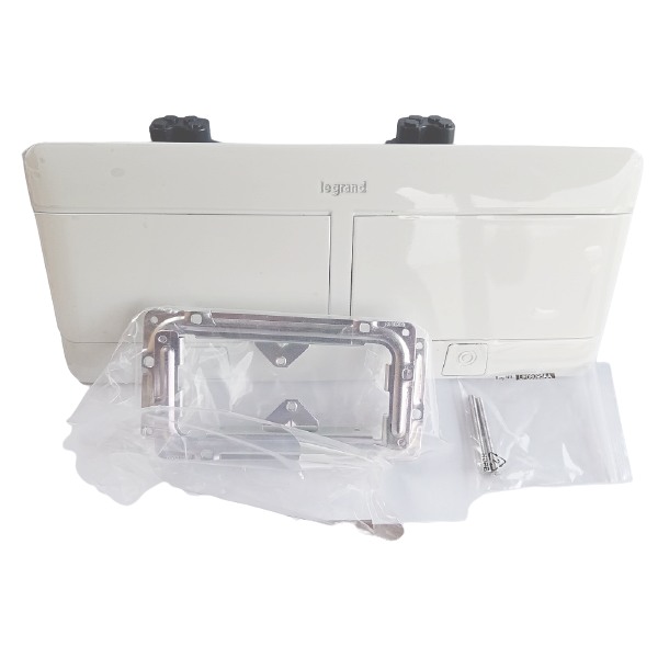 Legrand 654004 POPUP 8MOD+KIT Kompletní instalační sada výklopného zásuvkového rámečku do nábytku