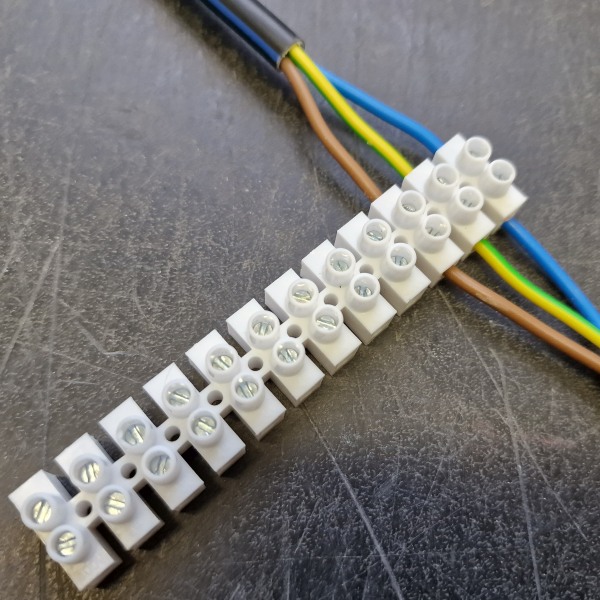 Lámací svorkovnice T04-12S 4mm