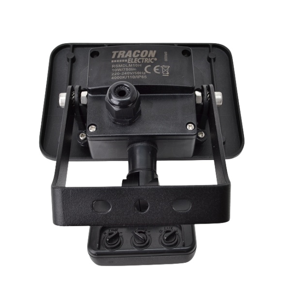 Tracon RSMDLM10H SMD reflektor se snímačem pohybu, s nastav.citlivostí,černý 220-240V,10W,4000K,IP65, 800lm,120°, 10s-7min, 3-10m, EEI=G