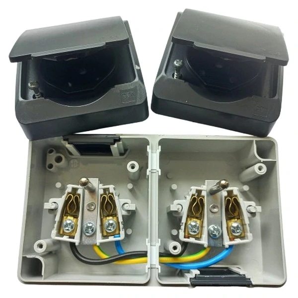 Famatel 5322-07 Galatea IP44 Zásuvka 2x 2P+PE, 2-násobná vodorovná (antracit)