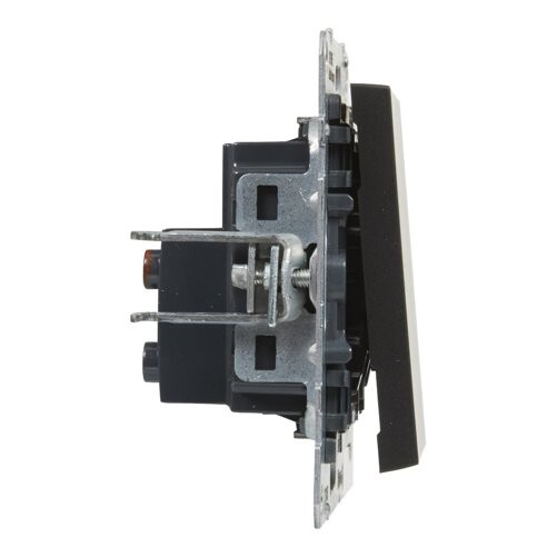 LEGRAND 721407 SUNO křížový přepínač č.7, černá