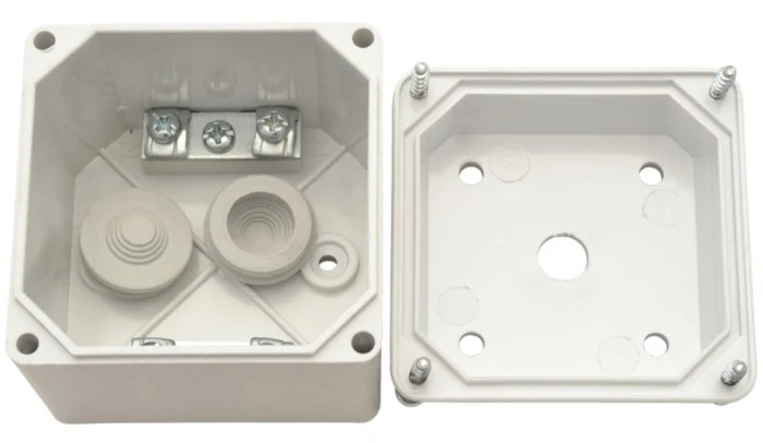 krabice k vačkovým spínačům 20A a 25A, h=72mm, IP44 Tracon TK/T2+F1/ IP44