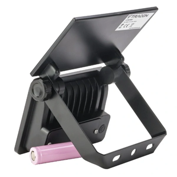 Tracon LSTB10NW Solární LED reflektor s pohybovým čidkem, černý, 10W, 4000K, 1100lm, IP65, 3,7V, 2,6Ah