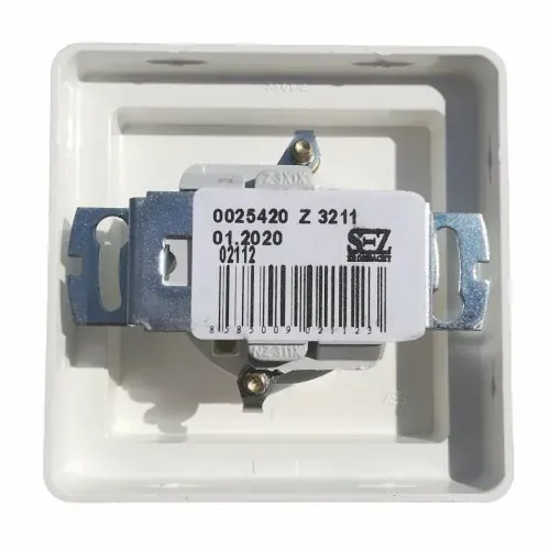 Zásuvka Standard jednonásobná polozapuštěná bílá SEZ Z 3211