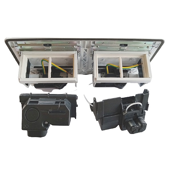 Legrand 654004 POPUP 8MOD+KIT Kompletní instalační sada výklopného zásuvkového rámečku do nábytku