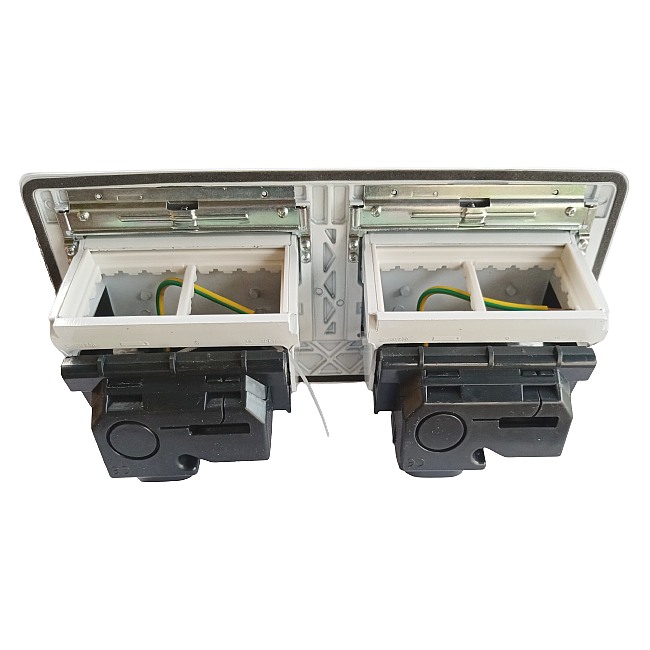 Legrand 654004 POPUP 8MOD+KIT Kompletní instalační sada výklopného zásuvkového rámečku do nábytku