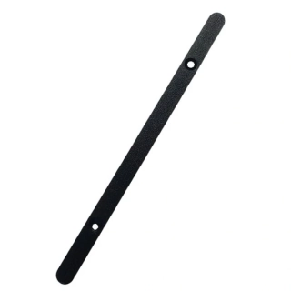 Lomítko k domovním číslům popisným na zeď, vrata, sloupky s dírami pro vruty barva černá, výška 190 mm