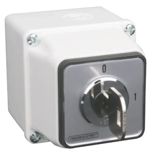 Krabicový hlavní vypínač, se zámkem, ON-OFF Tracon TKFK-20T 400V, 50Hz, 20A, 4P, 5,5kW, 48×48mm, IP44