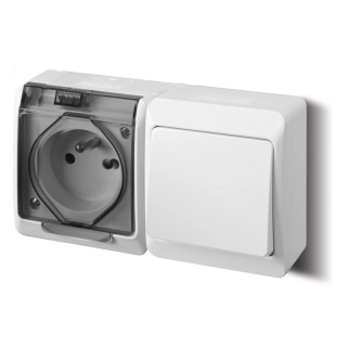 Famatel 5327-11 GALATEA IP44 Přepínač střídavý č.6 + zásuvka (bílá / průhledné víčko)
