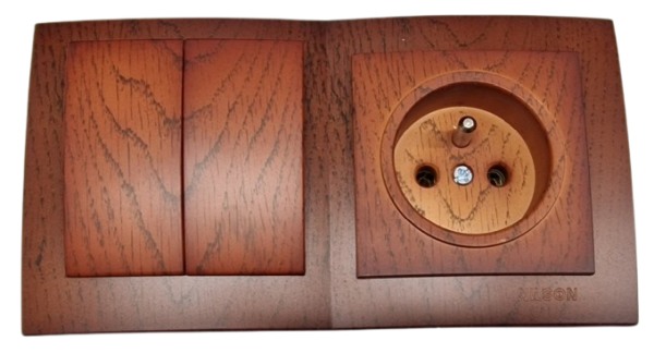 Použití rámečku SEZ E2/D2 dekor třešeň komplet